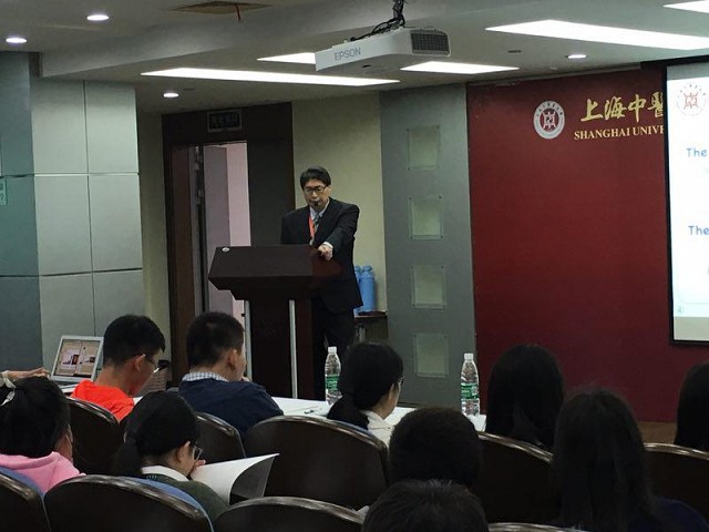 公司举办国际课程系列讲座
